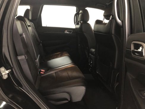 Used 2020 Jeep Grand Cherokee Altitude image 11