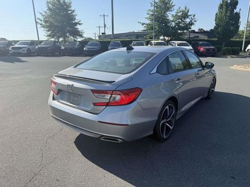 Used 2022 Honda Accord Sport image 6
