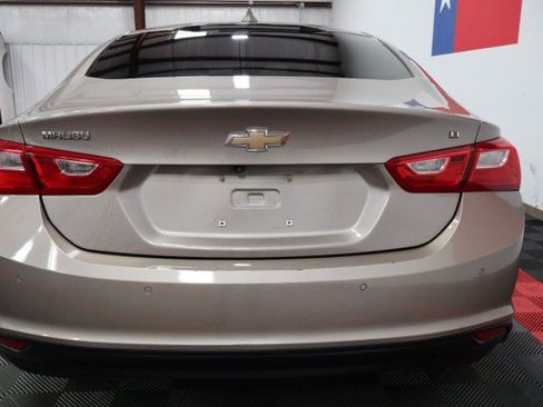 Used 2023 Chevrolet Malibu LT w/ Driver Confidence Package FWD image 12