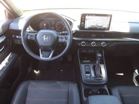 Used 2025 Honda CR-V Sport Touring image 18