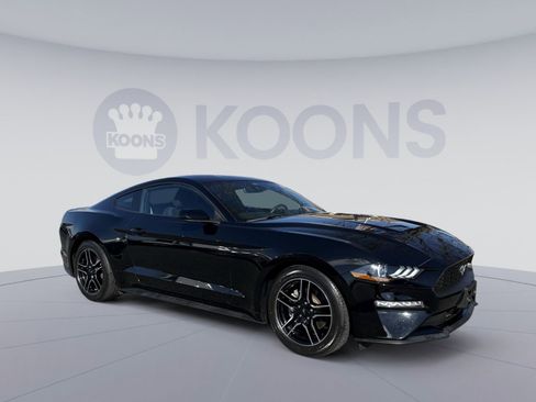 Used 2022 Ford Mustang Coupe w/ Equipment Group 101A image 10