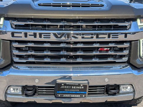 Used 2022 Chevrolet Silverado 3500 LTZ w/ LTZ Convenience Package AWD/4WD image 10