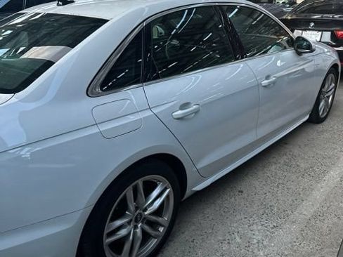 Used 2023 Audi A4 2.0T Premium Plus w/ Premium Plus Package AWD/4WD image 5