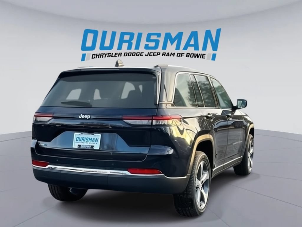 Used 2024 Jeep Grand Cherokee Limited 4xe AWD/4WD image 3