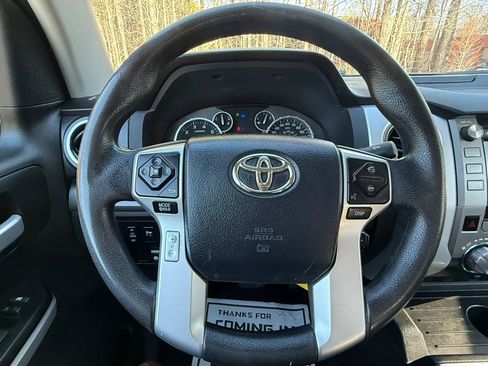 Used 2017 Toyota Tundra SR5 RWD image 29