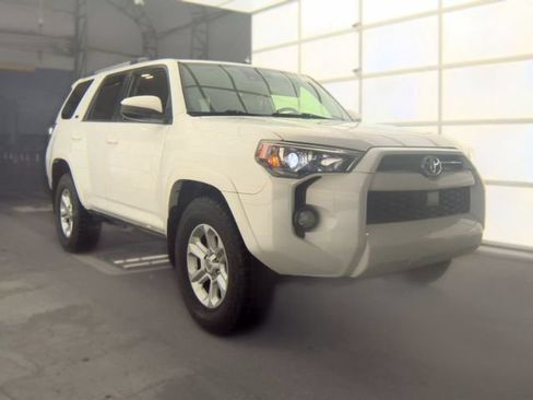 Used 2020 Toyota 4Runner SR5 RWD image 1