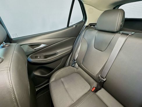 Used 2024 Buick Encore GX Preferred FWD image 12