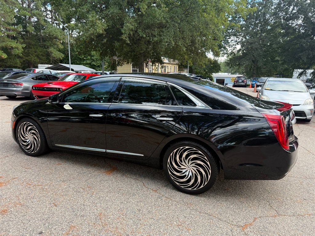 Used 2015 Cadillac XTS Platinum AWD/4WD image 9