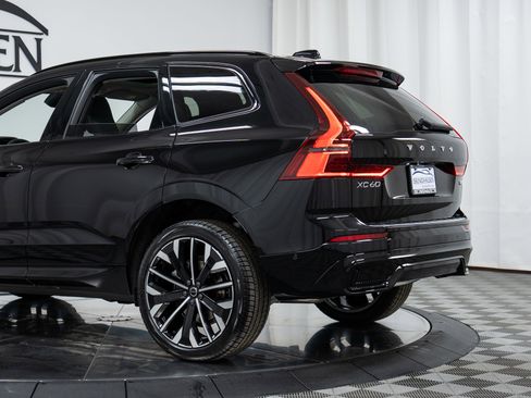 New 2026 Volvo XC60 T8 Ultra w/ Protection Package Premier image 29