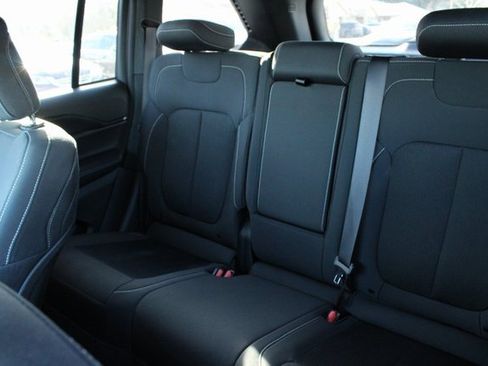 Used 2024 Jeep Grand Cherokee Laredo X w/ Luxury Tech Group I image 28