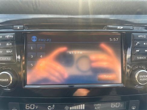 Used 2017 Nissan Rogue Sport SV w/ SV Premium Package AWD/4WD image 11