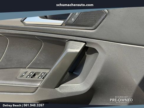 Used 2024 Volkswagen Tiguan SE FWD image 25