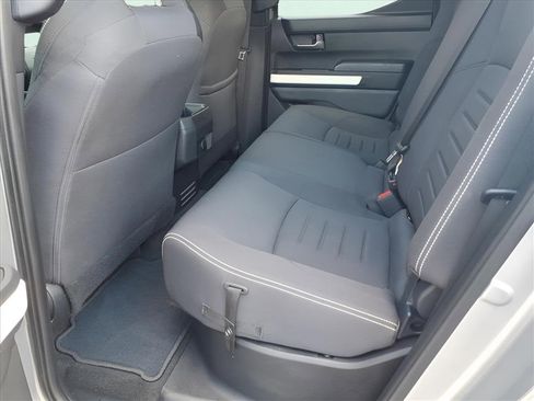 Used 2024 Toyota Tacoma TRD Off-Road image 7