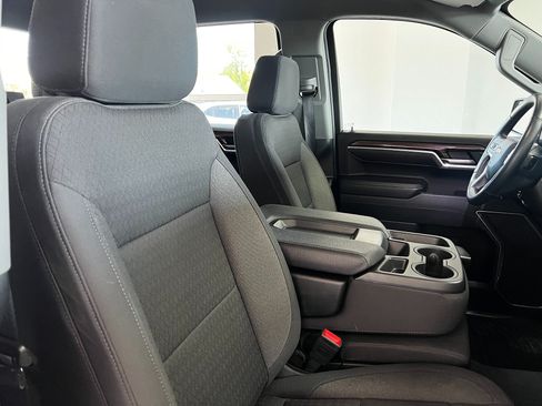 Used 2025 Chevrolet Silverado 1500 LT AWD/4WD image 27