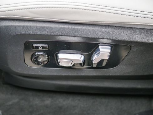 Used 2024 BMW X5 xDrive40i w/ M Sport Package AWD/4WD image 22