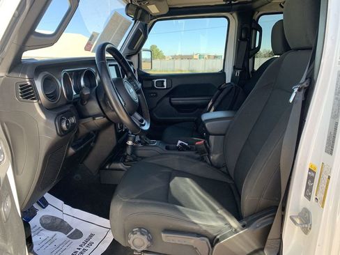 Used 2021 Jeep Wrangler Unlimited Sport image 18