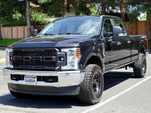 Used 2019 Ford F350 XL w/ Power Equipment Group AWD/4WD image 3