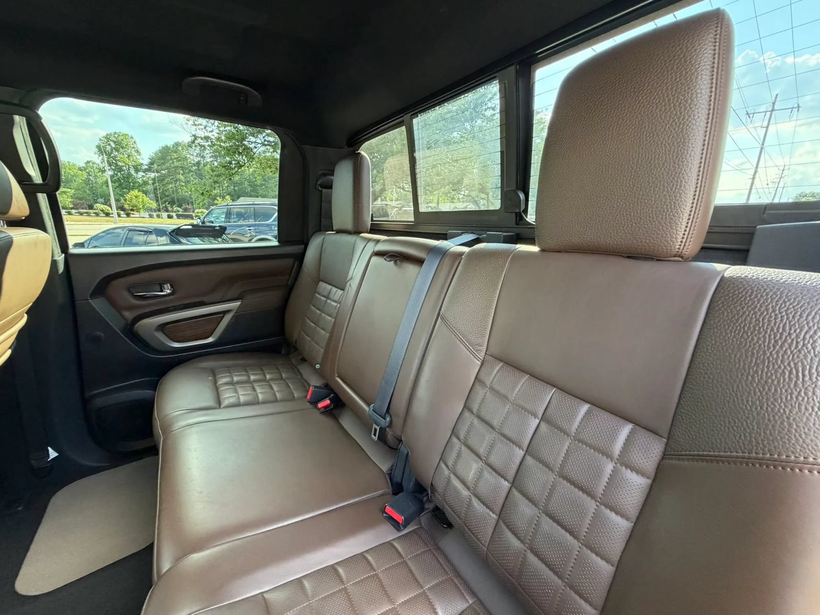 Used 2020 Nissan Titan Platinum Reserve w/ Protection Package 2 AWD/4WD image 32