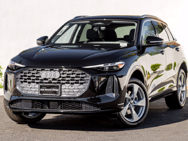 Used 2026 Audi Q5 Premium Plus AWD/4WD image 1