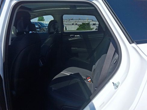 New 2026 Kia Sportage SX image 6