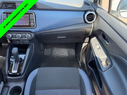 Used 2025 Nissan Versa SV image 15