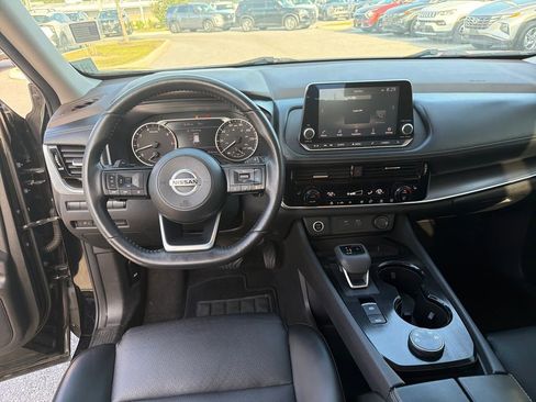 Used 2021 Nissan Rogue SV w/ Premium Package AWD/4WD image 26