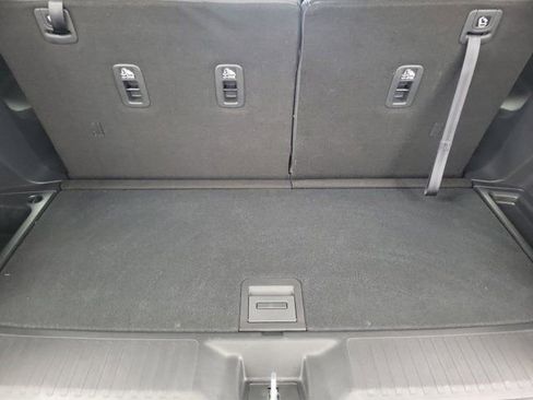 Certified 2025 Honda Pilot Touring image 9