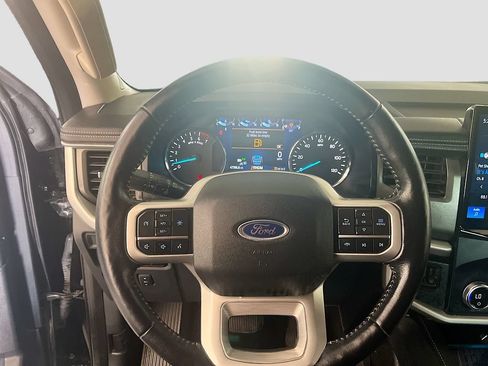 Used 2023 Ford Expedition XLT AWD/4WD image 11
