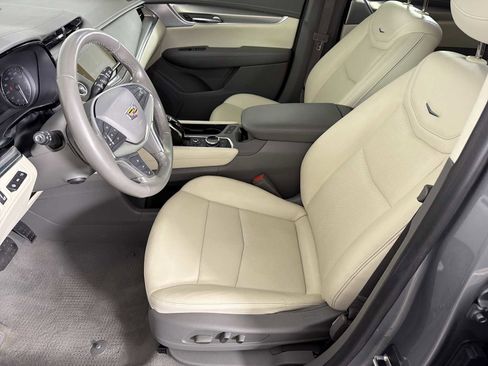 Used 2024 Cadillac XT5 Premium Luxury w/ Technology Package image 7