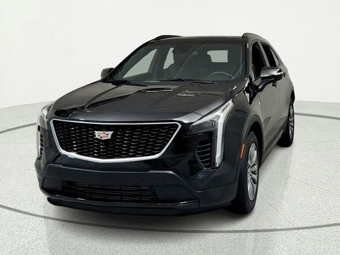 Used 2023 Cadillac XT4 Sport w/ Cold Weather Package FWD image 8