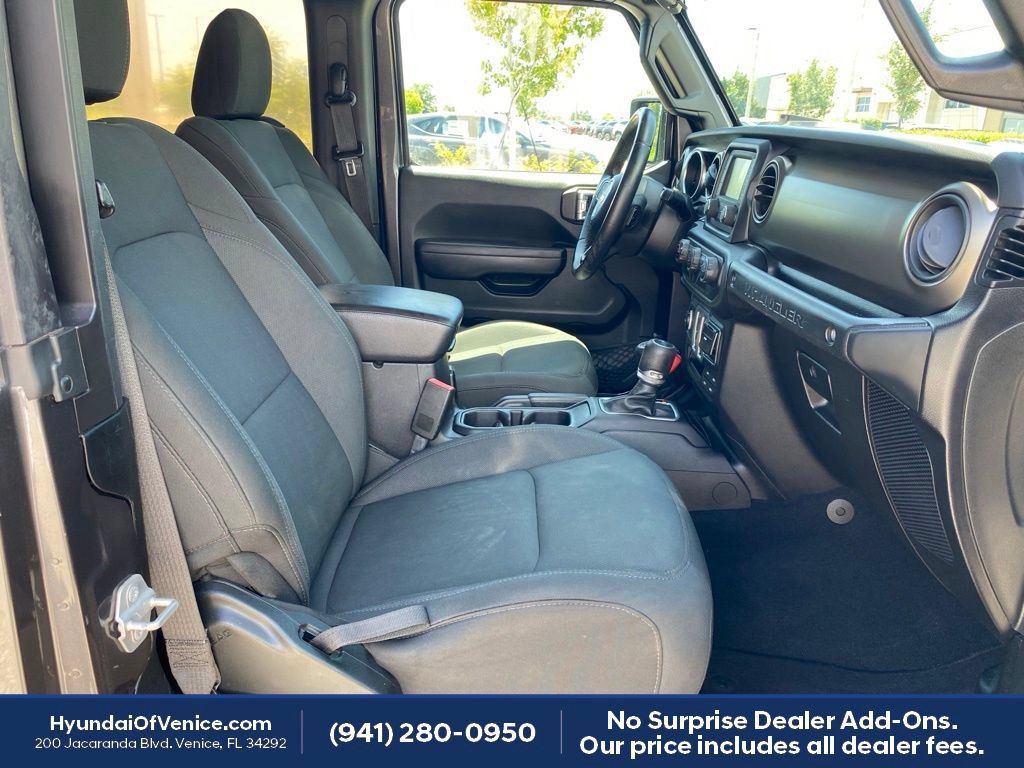 Used 2018 Jeep Wrangler Sport AWD/4WD image 17