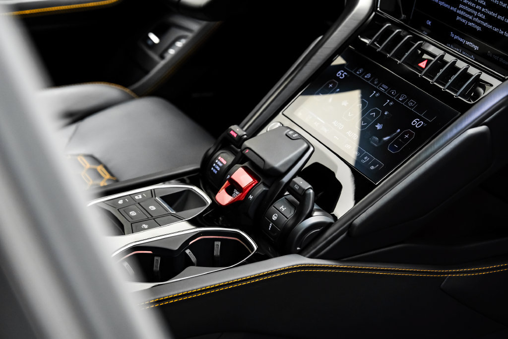 Used 2024 Lamborghini Urus S AWD/4WD image 26
