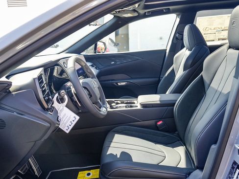 New 2026 Lexus RX 500h F Sport AWD/4WD image 17