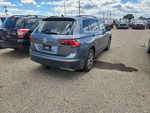 Used 2019 Volkswagen Tiguan SE FWD image 7