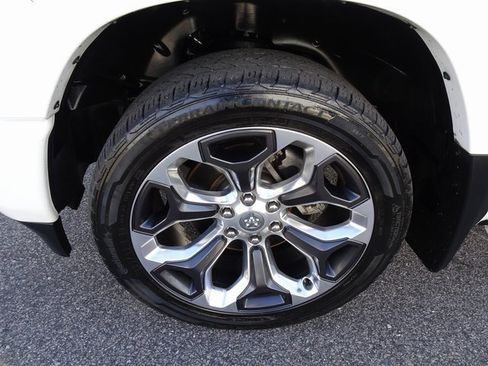 Used 2019 RAM 1500 Limited image 41