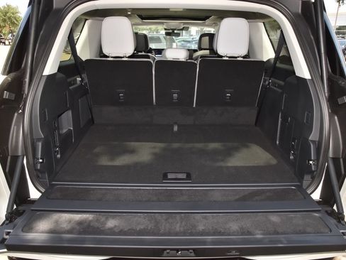 New 2026 Lincoln Navigator L Reserve AWD/4WD image 40