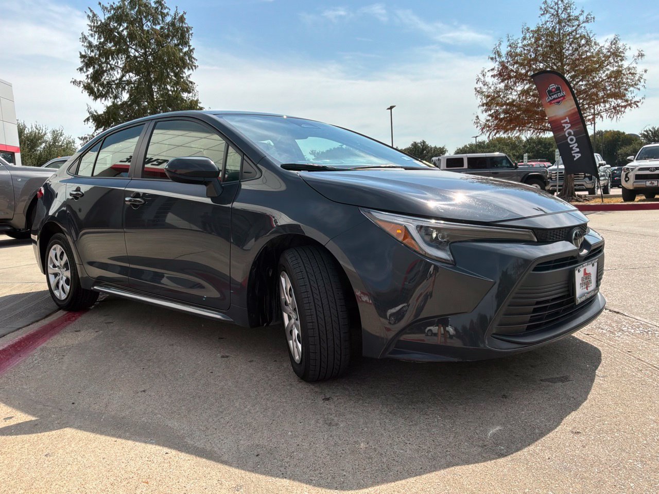 Used 2026 Toyota Corolla LE FWD image 4