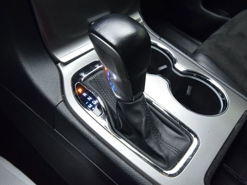 Used 2020 Jeep Grand Cherokee Altitude image 25