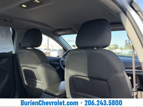 Used 2017 Chevrolet Volt LT image 25