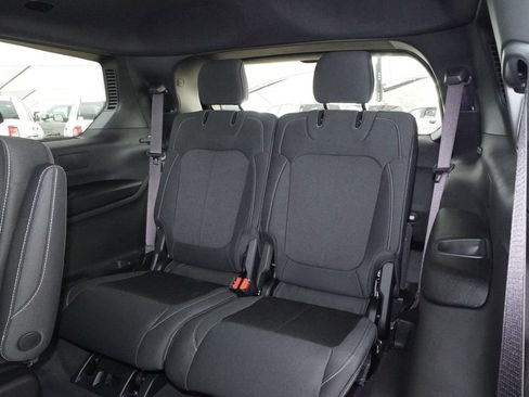 Used 2025 Jeep Grand Cherokee L Laredo RWD image 30
