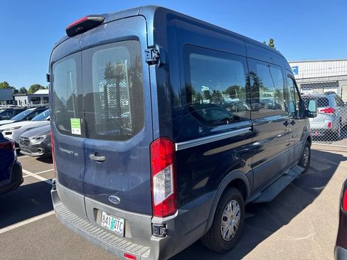 Used 2018 Ford Transit 150 XL RWD image 3