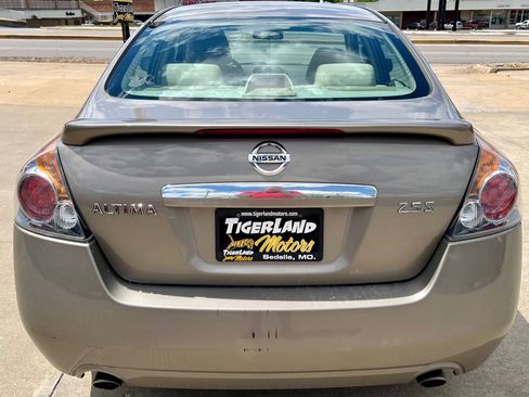 Used 2008 Nissan Altima 2.5 S w/ Convenience Plus Pkg FWD image 4