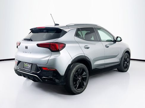 Used 2025 Buick Encore GX Sport Touring FWD image 9