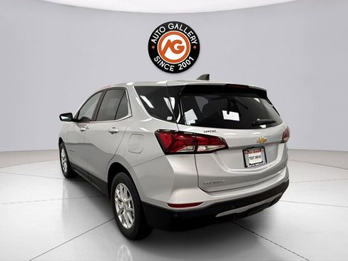 Used 2022 Chevrolet Equinox LT AWD/4WD image 4
