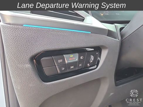 Used 2023 BMW 330e xDrive w/ M Sport Package image 12