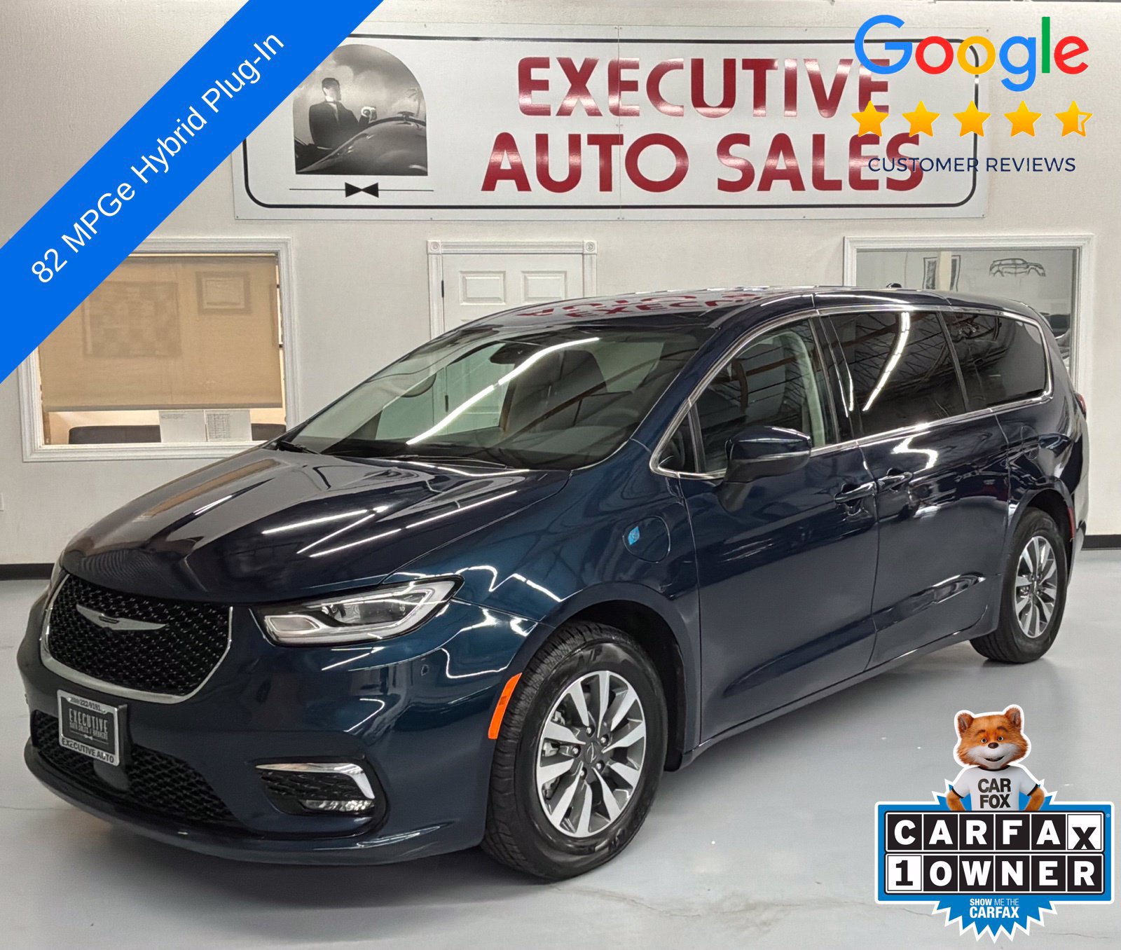 Used 2023 Chrysler Pacifica Touring-L FWD image 1