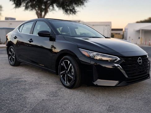 Used 2024 Nissan Sentra SV image 11