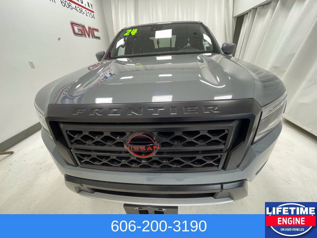 Used 2024 Nissan Frontier PRO-4X w/ Off-Road Protection Package AWD/4WD image 3