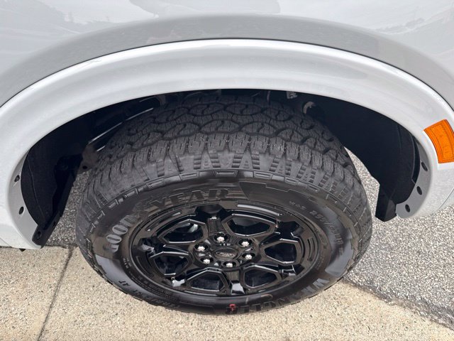 New 2026 Ford Ranger XLT w/ Black Appearance Package RWD image 13