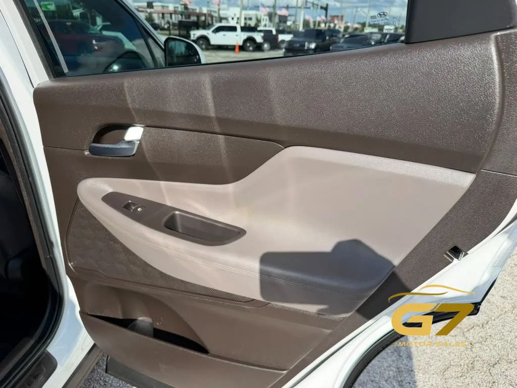 Used 2020 Hyundai Santa Fe SEL w/ Cargo Package AWD/4WD image 9